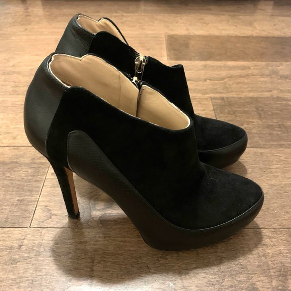 GUESS By Marciano Black Leather Stiletto Ankle Boots - Picture 2 of 8